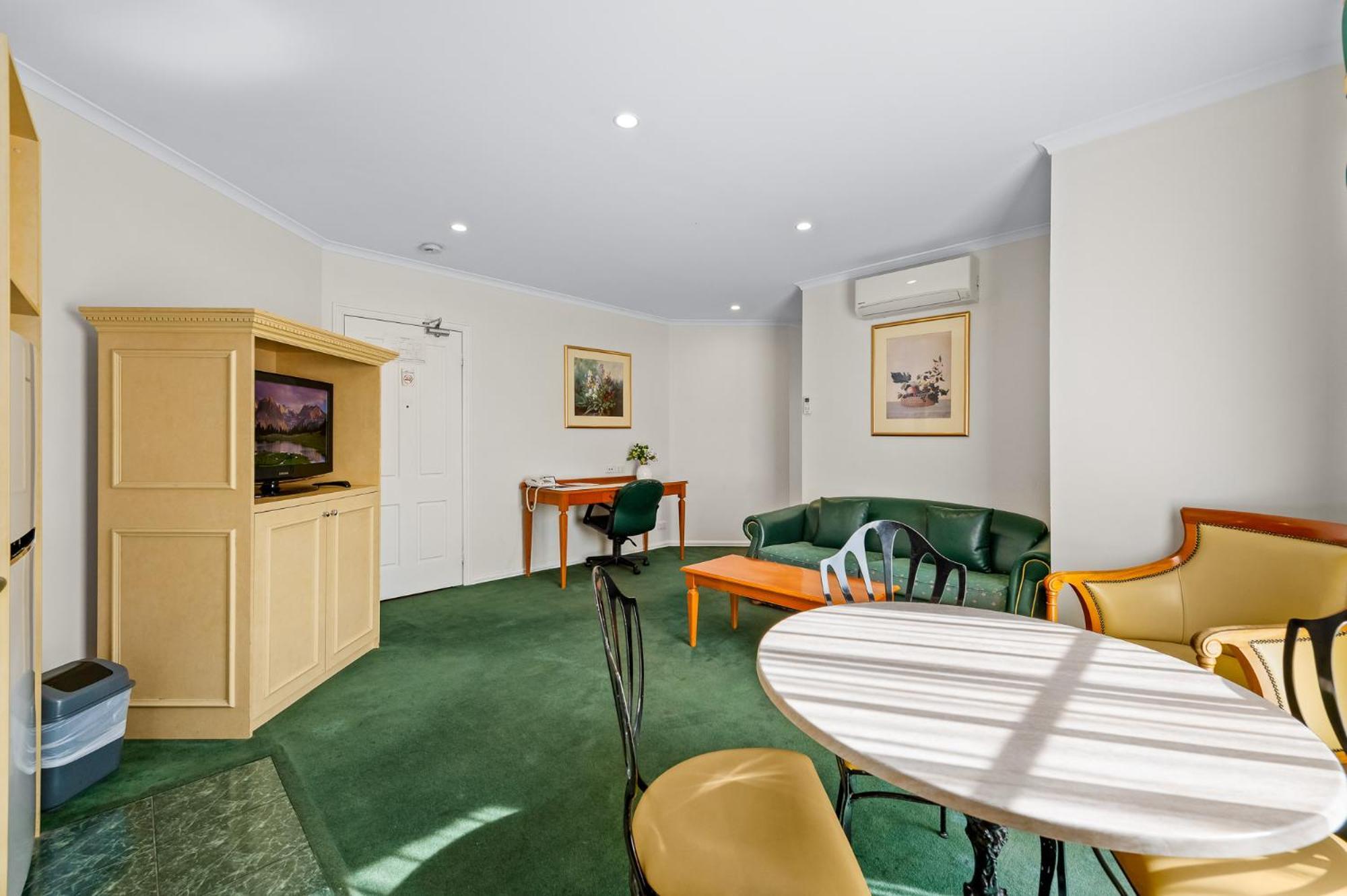 Rowville International Hotel Eksteriør billede