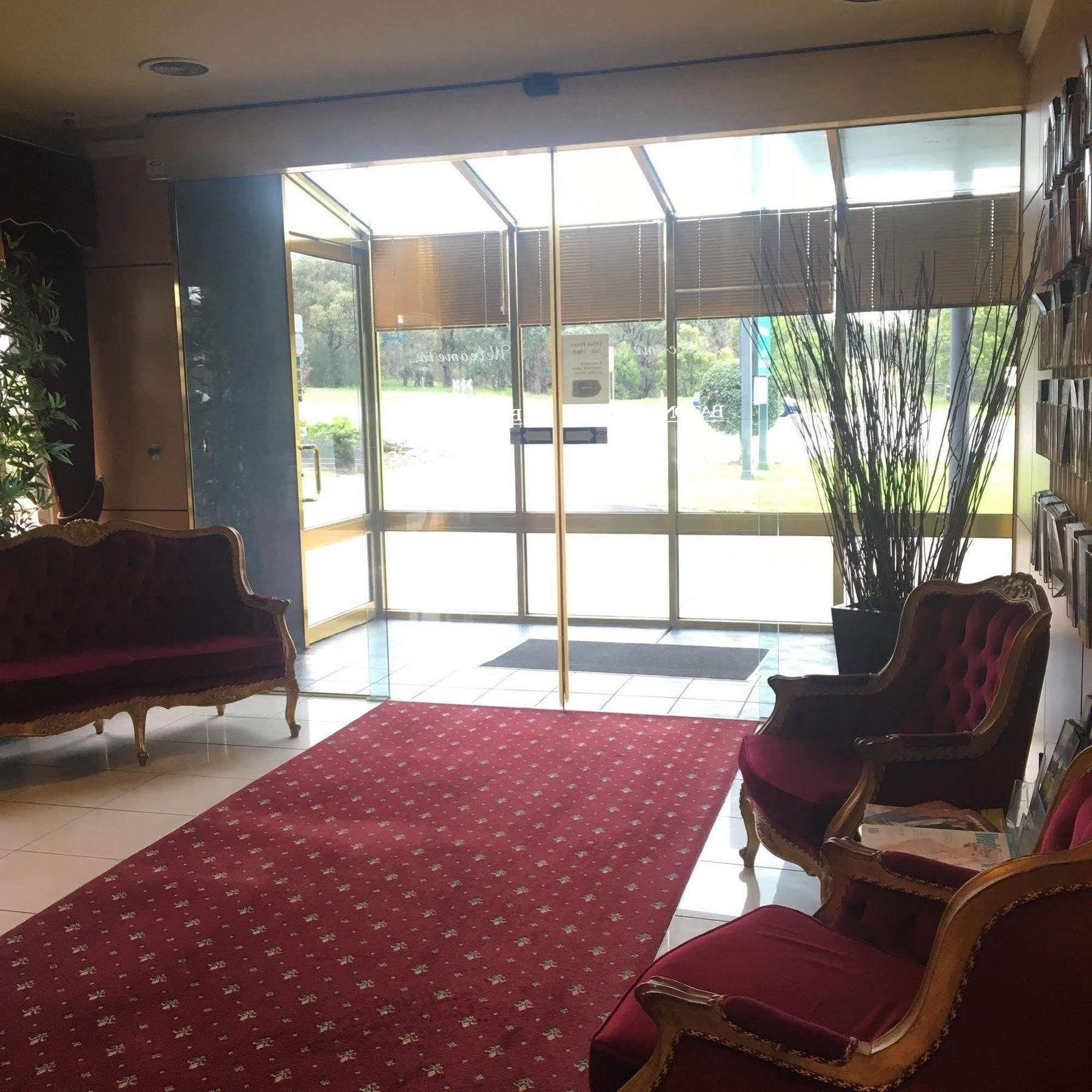 Rowville International Hotel Eksteriør billede