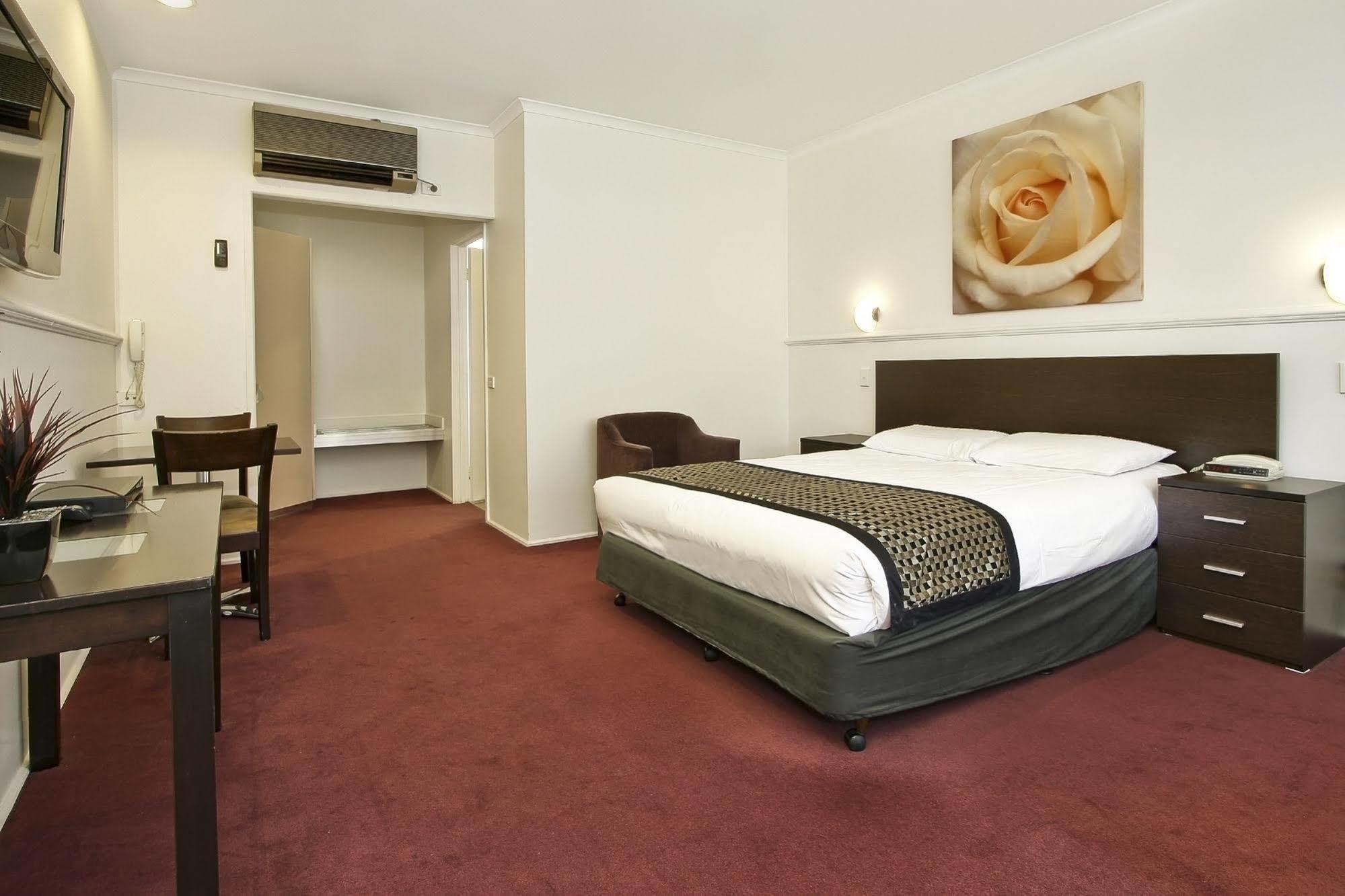 Rowville International Hotel Eksteriør billede