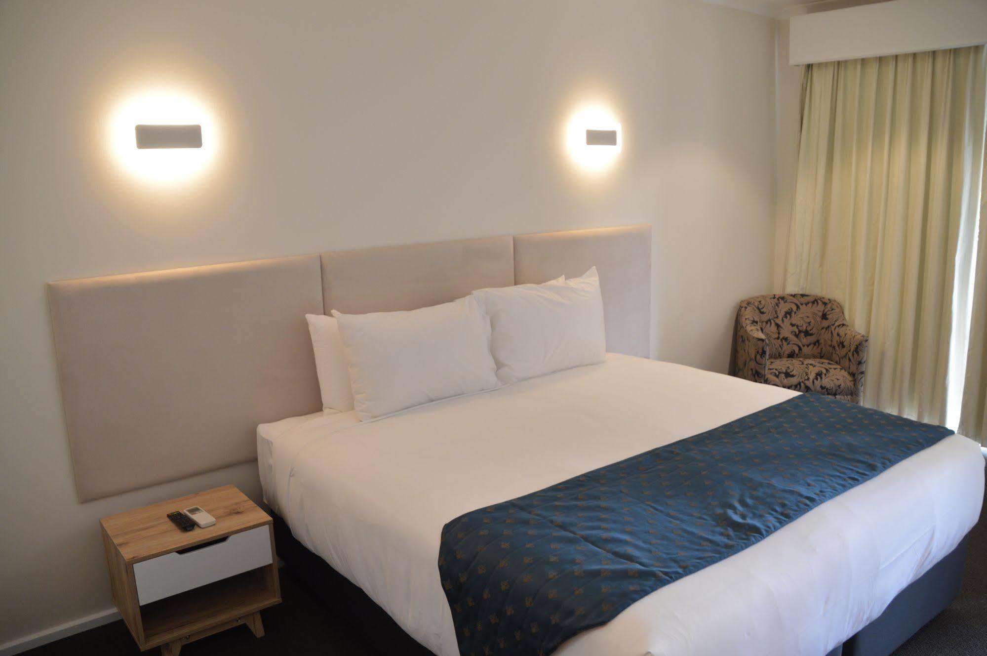 Rowville International Hotel Eksteriør billede